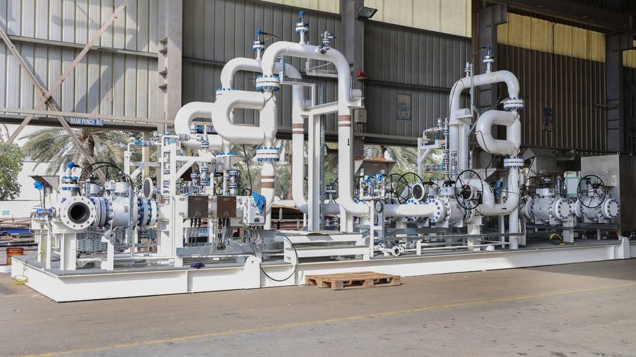 Gas compression package